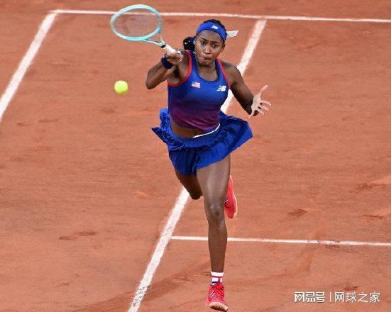 利来稳固自 利来稳固自